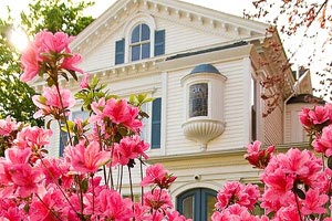 切尔西客场连战连捷控制四分差距